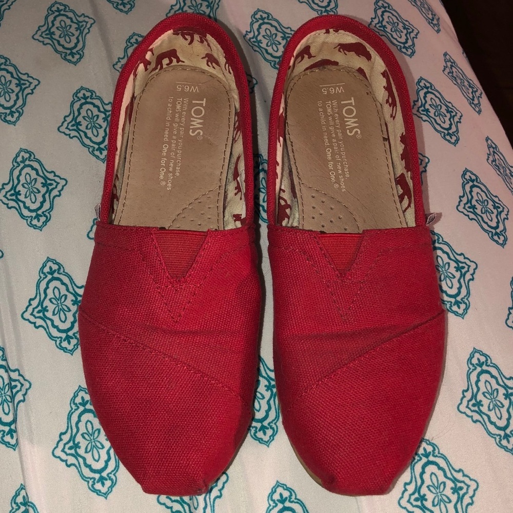 Red toms